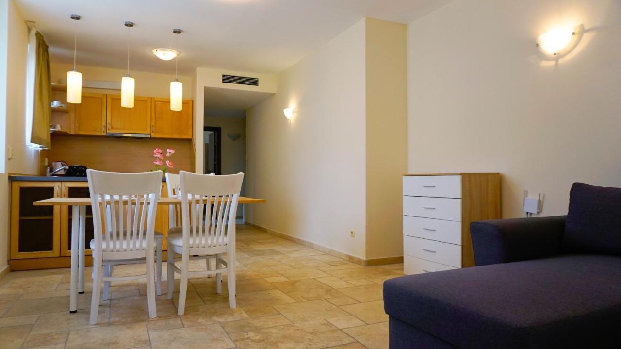 Hc Apartments Kaliakria Topola Esterno foto